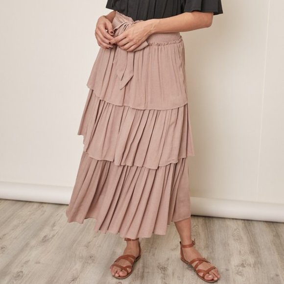 Smocked waist Long Layered Skirt - Picture 5 of 5